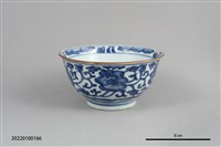 藏品(青花雙勾纏枝紋碗)的圖片